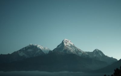 NATURE IS SPEAKING: La Montagna, un luogo non più incontaminato